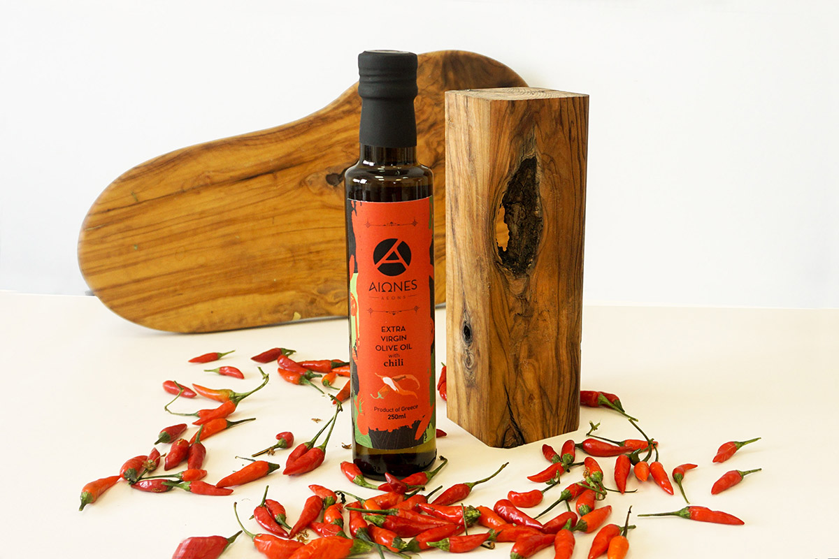 aeons-flavored-oil-chili AEONS EXTRA PANENSKÝ OLIVOVÝ OLEJ S PŘÍCHUTÍ CHILLI - Obrázek 1